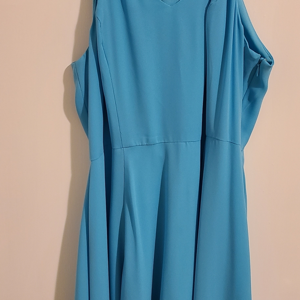 express dresses - Picture 3 of 4